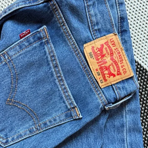 Levi's Men's 505 Regular Fit Jeans - Medium Stonewash, 29W x 32L - WORN ONCE - Picture 7 of 9